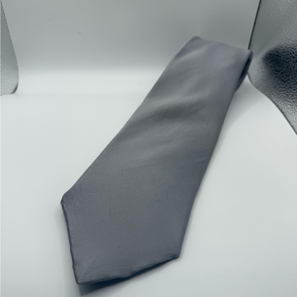 Nicole Miller Other - Nicole Miller Classic Silk Gray Tie